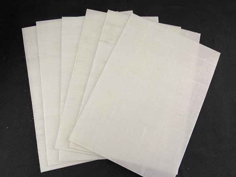 PP聚丙烯CFRT材料(liao)阻燃闆不同(tóng)鋪層特殊表(biǎo)層産品